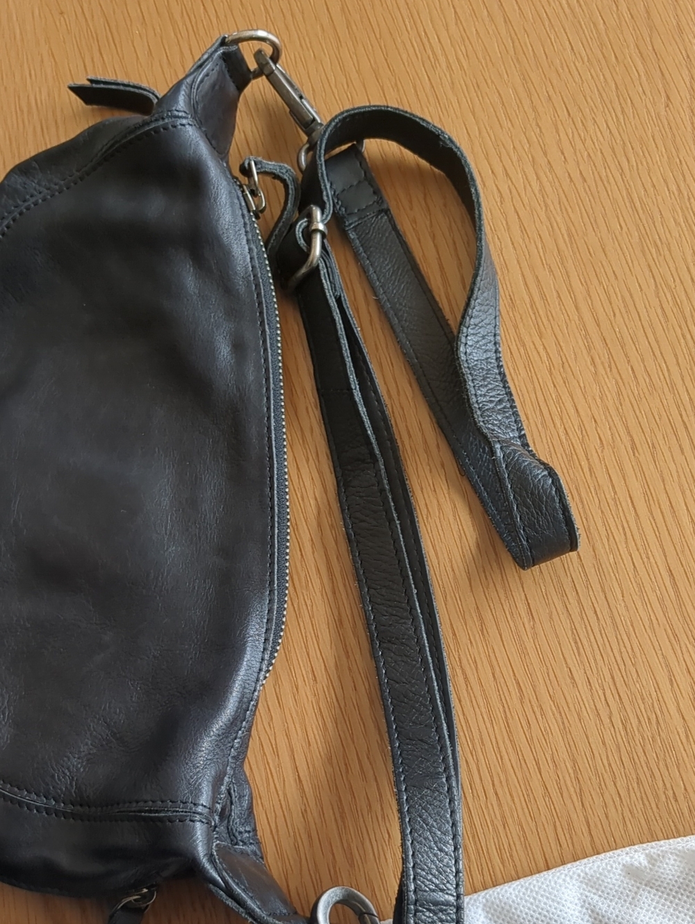 Crosby Latico Crossbody Leather Black Bag - Picture 9 of 14